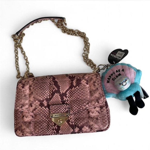 MICHAEL Michael Kors Handbags - MICHAEL Michael Kors Soho Leather Snakeskin Chain Shoulder Bag in Shell Pink ✨